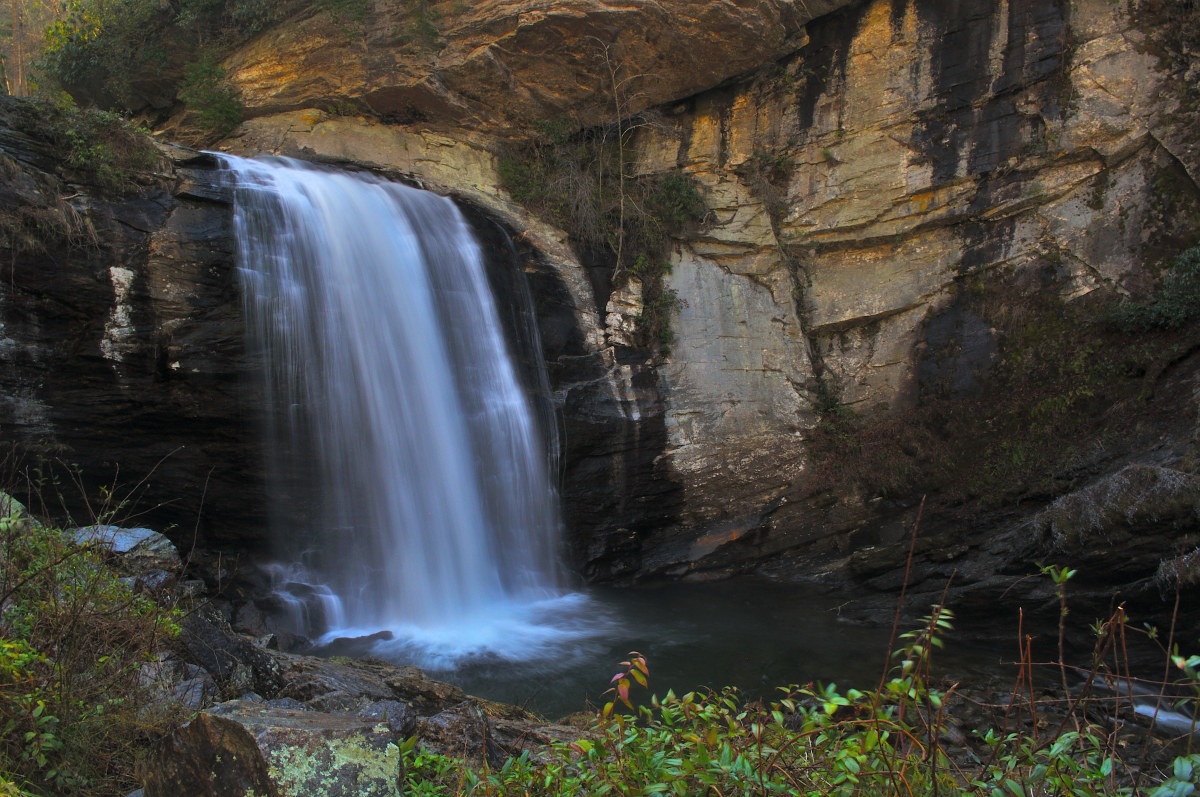 Looking Glass Waterfall from the middle platform.